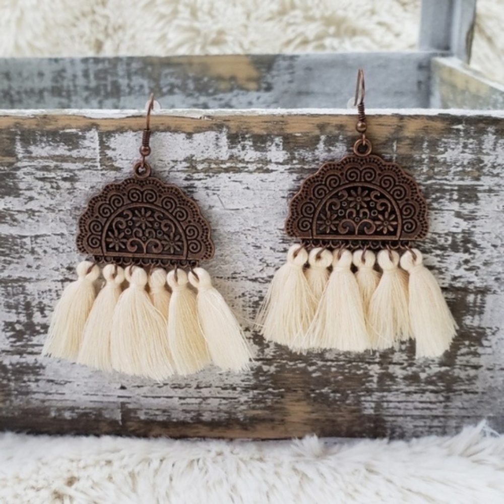 EARRINGS 》MYSTERY BOX - Picture 5 of 7